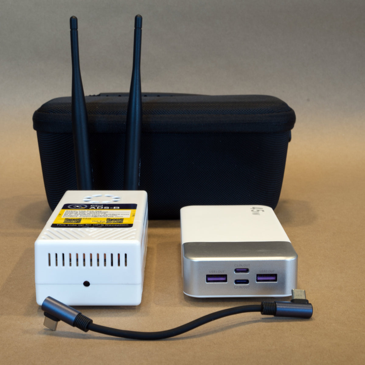 PilotADSB Receiver V4 with AHRS Sensor - DELUXE Bundle