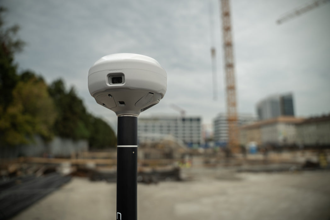 Emlid RS4 Pro (pre-order shipping in December)