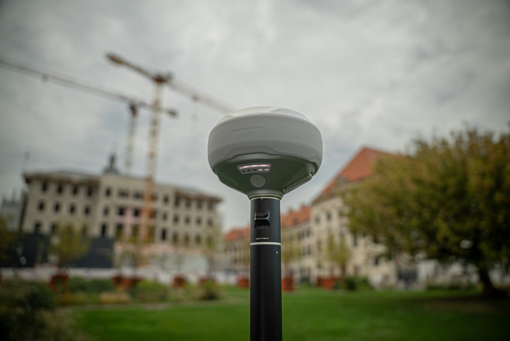 Emlid RS4 (pre-order shipping in December)